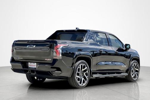 2024 Chevrolet Silverado EV First-Edition RST 4WD