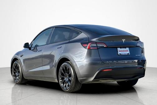 2023 Tesla Model Y Long Range Dual Motor All-Wheel Drive