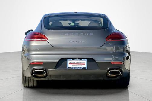 2014 Porsche Panamera 4