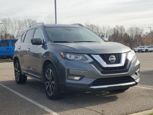 2020 Nissan Rogue SL