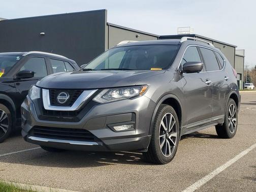 2020 Nissan Rogue SL