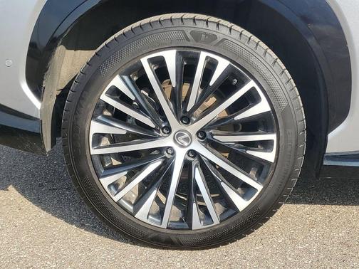 2023 Lexus RZ 450e Premium