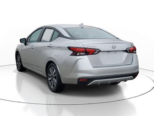 2023 Nissan Versa 1.6 SV