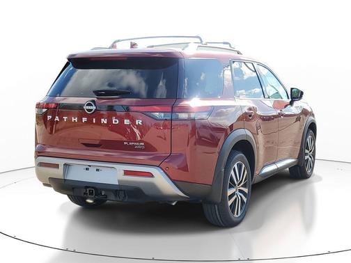 2025 Nissan Pathfinder Platinum