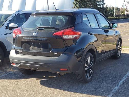 2019 Nissan Kicks SV