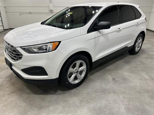 2020 Ford Edge SE