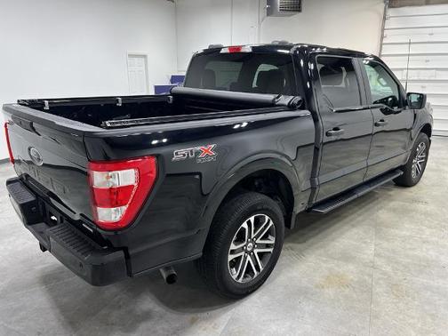 AGATE BLACK METALLIC 2023 Ford F-150