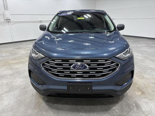 2019 Ford Edge SE