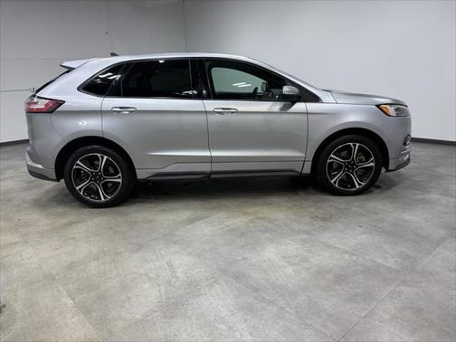 2023 Ford Edge ST