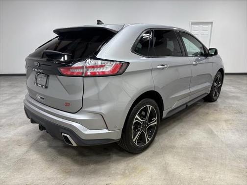 2023 Ford Edge ST
