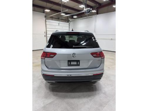 Pyrite Silver Metallic 2021 Volkswagen Tiguan 2.0T SE