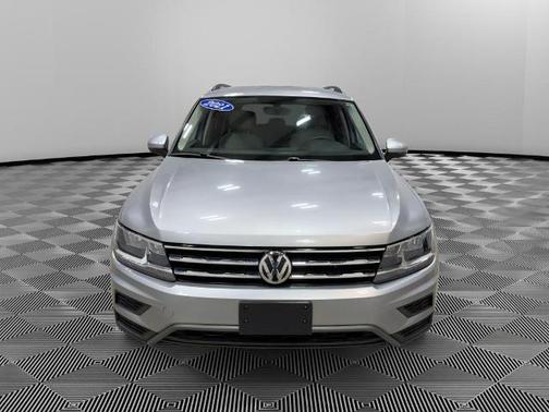 Pyrite Silver Metallic 2021 Volkswagen Tiguan 2.0T SE