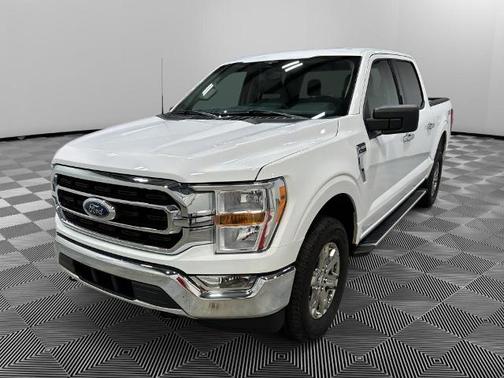 OXFORD WHITE 2023 Ford F-150 XLT