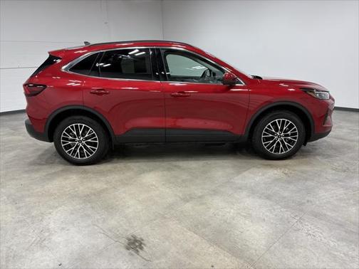 2023 Ford Escape PHEV SE