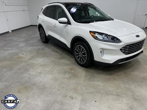 2022 Ford Escape TITANIUM