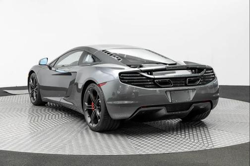 2013 McLaren MP4-12C Base