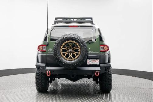 2014 Toyota FJ Cruiser Base