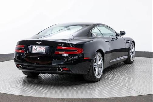 2009 Aston Martin DB9 Base