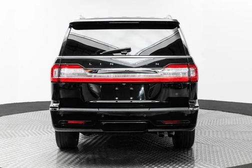 2019 Lincoln Navigator Select