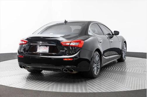 2017 Maserati Ghibli Base