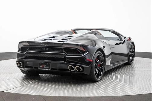 2017 Lamborghini Huracan LP580-2S