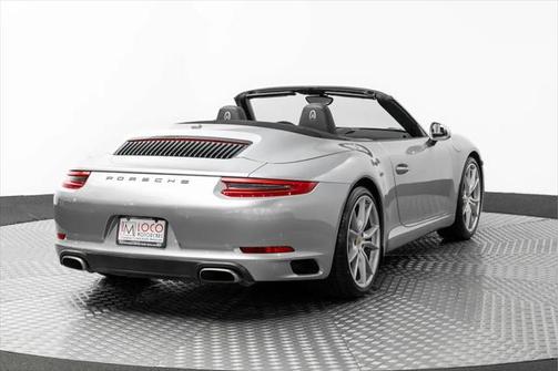 2017 Porsche 911 Carrera