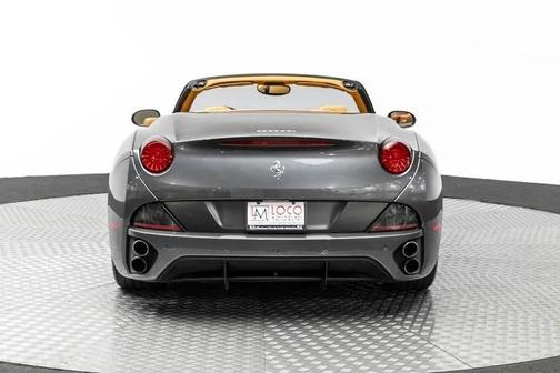 2011 Ferrari California Base