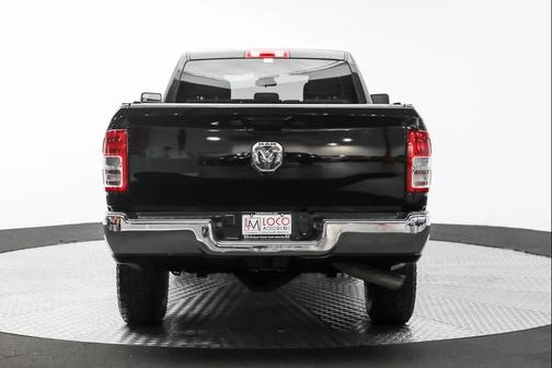 2022 RAM 2500 Big Horn Crew Cab 4x4 8' Box