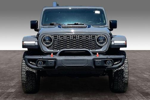 Sting-Gray Clearcoat 2023 Jeep Gladiator Mojave 4x4
