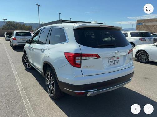2021 Honda Pilot AWD Elite