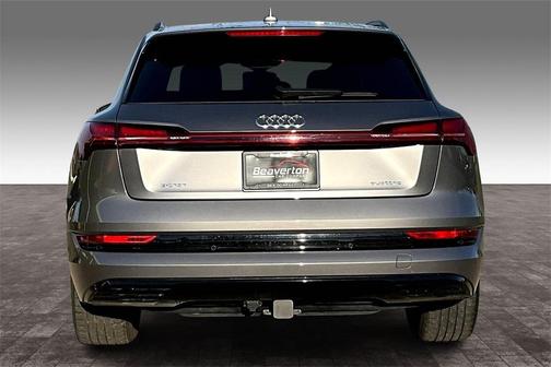 2021 Audi e-tron Premium Plus