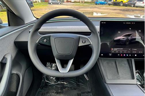 2024 Tesla Model 3 Standard Range