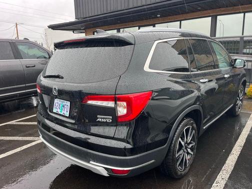 2020 Honda Pilot Touring 8-Passenger