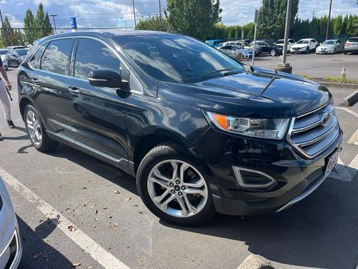 Black 2018 Ford Edge Titanium