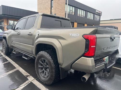 2024 Toyota Tacoma TRD Sport