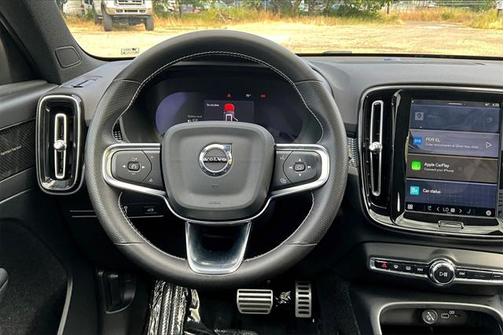 2021 Volvo XC40 Recharge Pure Electric P8