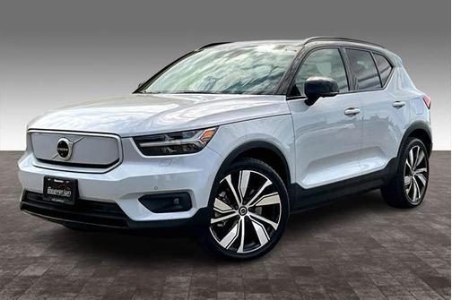 2021 Volvo XC40 Recharge Pure Electric P8
