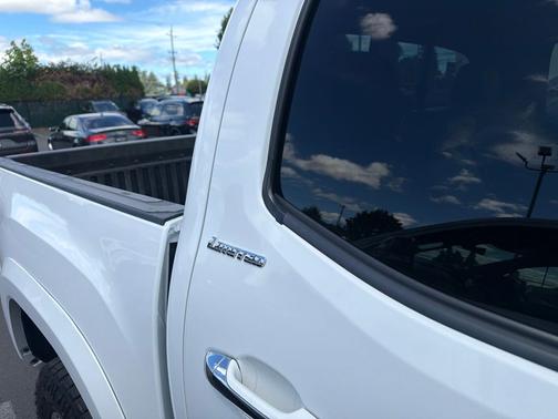 Super White 2016 Toyota Tacoma Limited