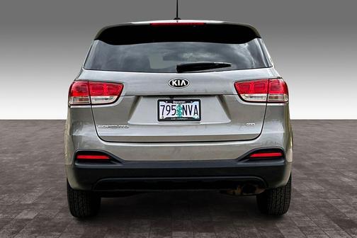 2018 Kia Sorento L