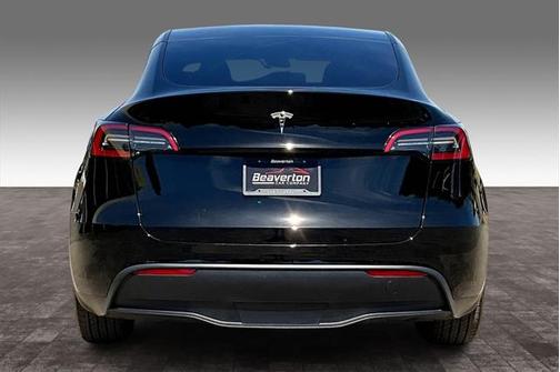 2025 Tesla Model Y Long Range Dual Motor All-Wheel Drive