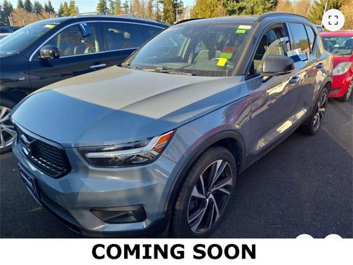 2020 Volvo XC40 T5 R-Design