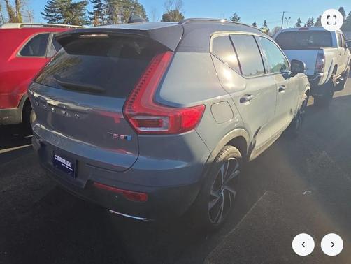 2020 Volvo XC40 T5 R-Design