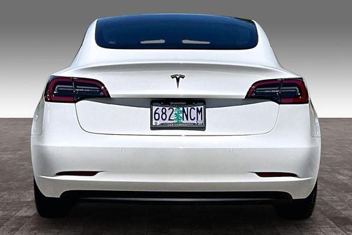White 2021 Tesla Model 3 Standard Range Plus
