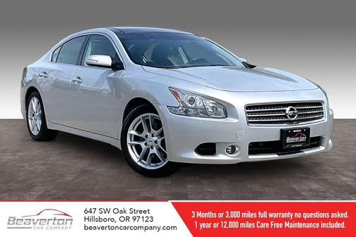 Silver Lightning Metallic 2010 Nissan Maxima SV