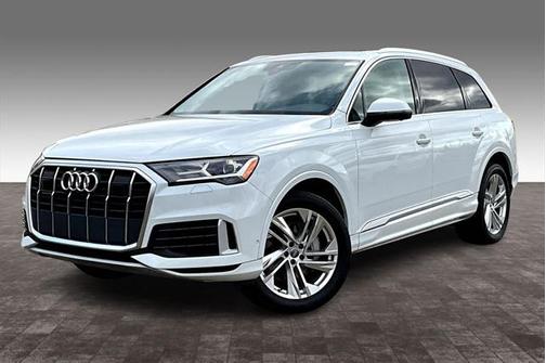 2020 Audi Q7 45 Premium Plus