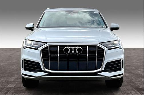 2020 Audi Q7 45 Premium Plus