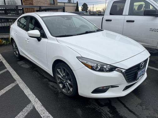 2018 Mazda Mazda3 Touring