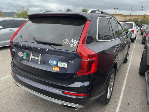 Magic Blue Metallic 2016 Volvo XC90 T6 Momentum