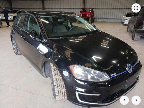 2016 Volkswagen e-Golf SE