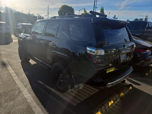 Midnight Black Metallic 2021 Toyota 4Runner TRD Off Road Premium
